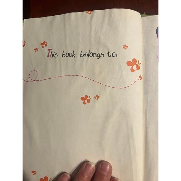 Pooh A Perfect Little Piglet Volume 2 Disney's Out & About with Pooh Book - Picture 4 of 7